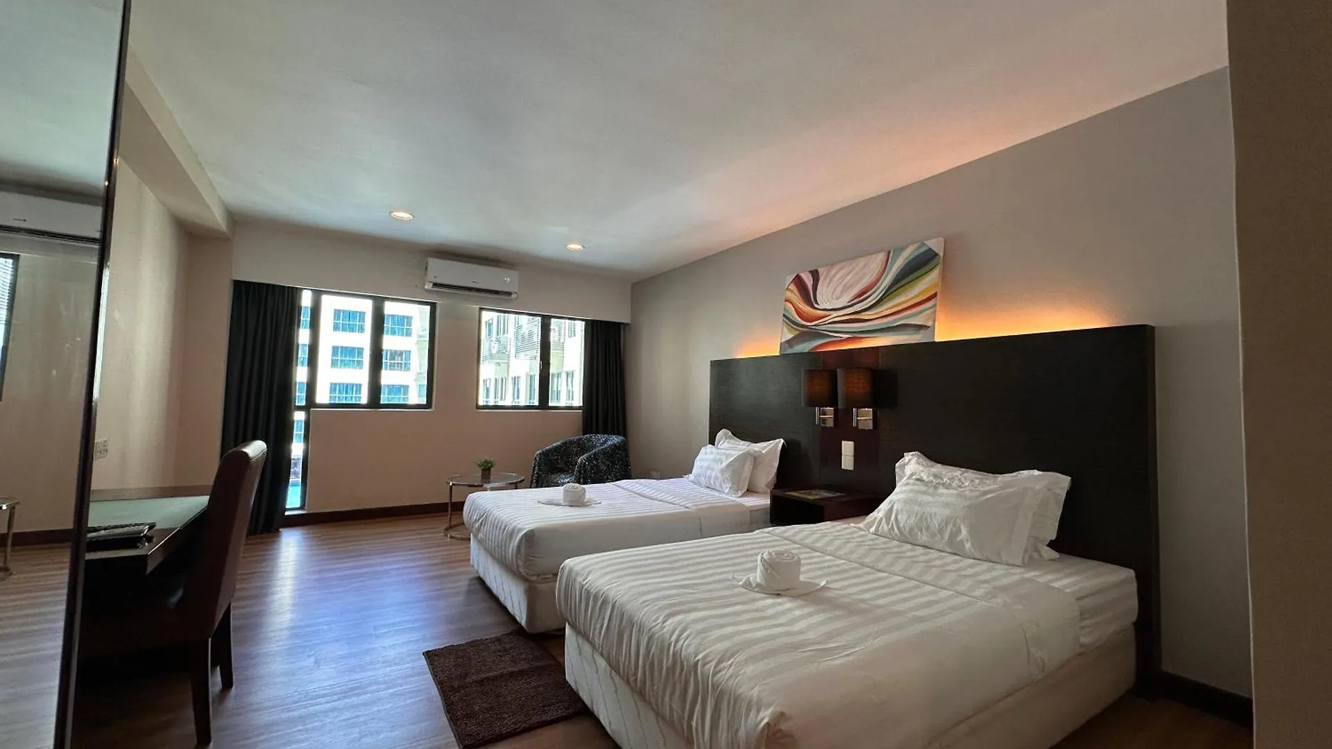 Ming Greenage Suite 明绿时代套房 @Kota Kinabalu 亚庇市中心 0*,